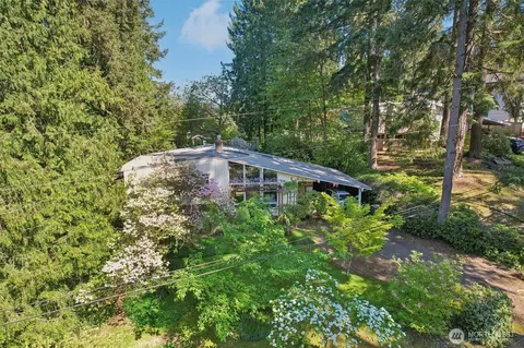 1606 153rd Ave SE, Bellevue, WA 98007