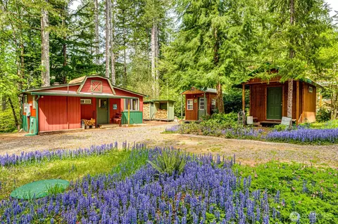 201 Baker Rd, Ariel, WA 98603