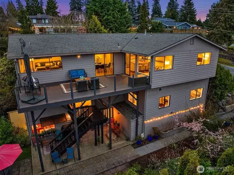 7407 180th St SW, Edmonds, WA 98026