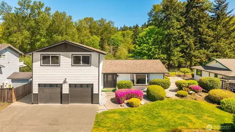 1816 Riverview Dr NE, Auburn, WA 98002