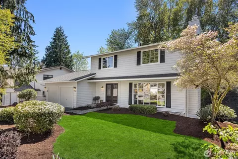 10543 158th Ave NE, Redmond, WA 98052