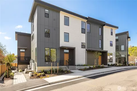 3001 S Dakota St #2, Seattle, WA 98108