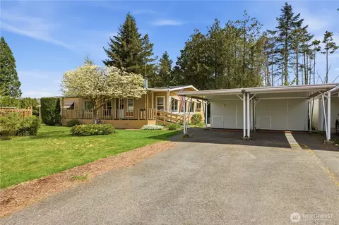 785 Dogwood Pl, Enumclaw, WA 98022