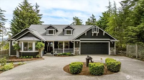 637 Race Rd, Coupeville, WA 98239
