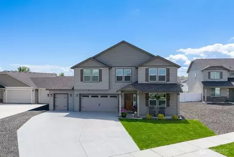 4217 Cove West Dr, Moses Lake, WA 98837
