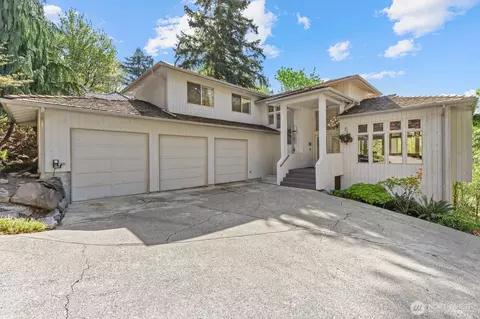 13032 204th Pl SE, Issaquah, WA 98027