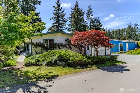 2119 Victoria Ave, Port Townsend, WA 98368