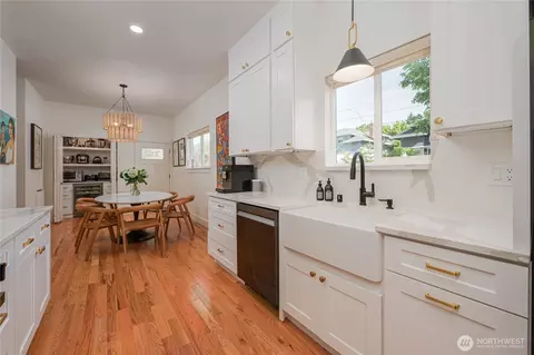 Kitchen - 351 17th Ave E, Seattle, WA 98112 photo 1 of 4