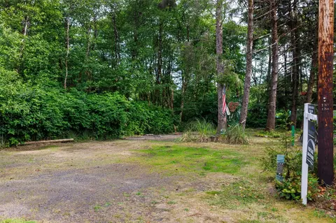 21 N Lakeside Dr N, Copalis Beach, WA 98535