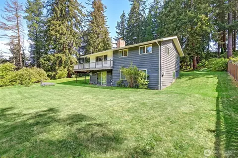 17810 Olympic View Dr, Edmonds, WA 98026