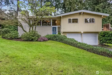 12647 SE 54th St, Bellevue, WA 98006
