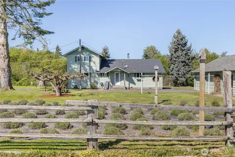 31 Brueckner Rd, Sequim, WA 98382