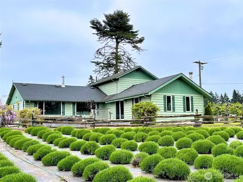 31 Brueckner Rd, Sequim, WA 98382
