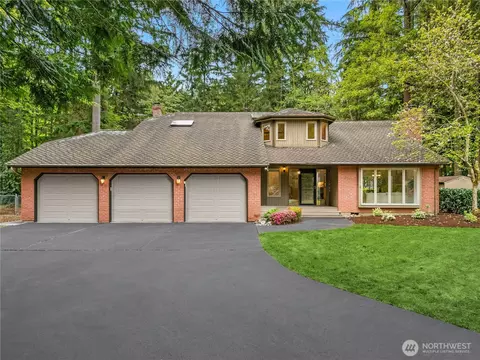 22542 NE 46th St, Redmond, WA 98053