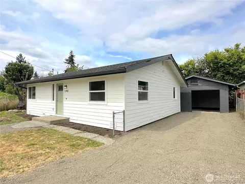1743 SE Crawford Rd, Port Orchard, WA 98366