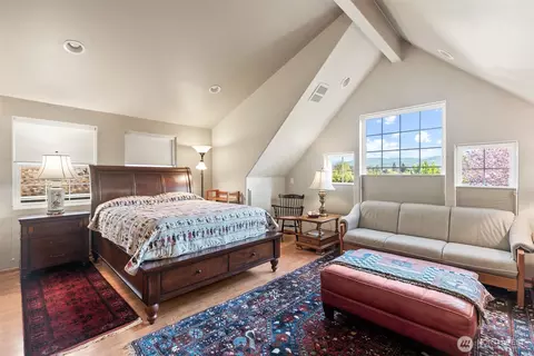 Bedroom - 877 Medsker Rd, Sequim, WA 98382 photo 3 of 4