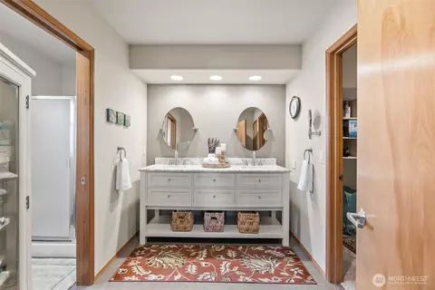 Bath - 877 Medsker Rd, Sequim, WA 98382 photo 1 of 3