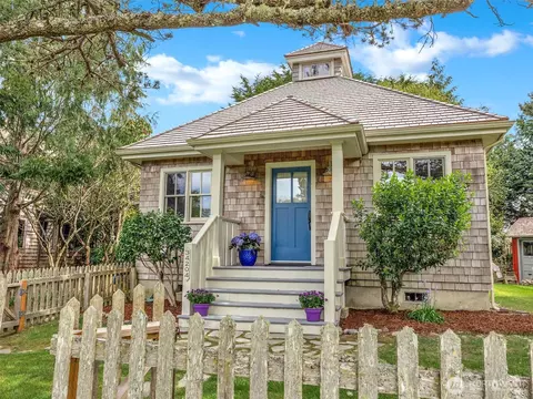 34204 Territory Rd, Oysterville, WA 98641