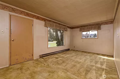 Living - 147 Stoddard Rd, Doty, WA 98539 photo 2 of 2
