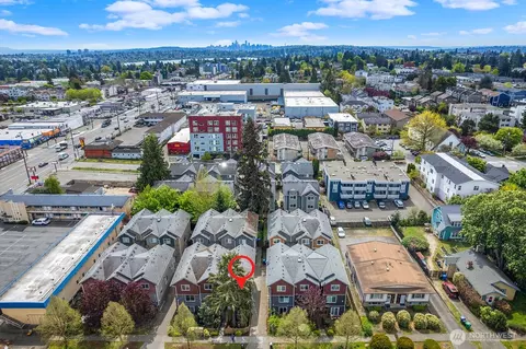 View/Area - 931 N A N 97th St, Seattle, WA 98103 photo 4 of 5