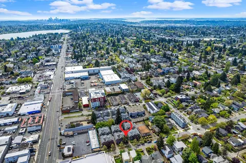 View/Area - 931 N A N 97th St, Seattle, WA 98103 photo 2 of 5