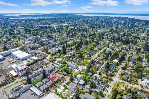 View/Area - 931 N A N 97th St, Seattle, WA 98103 photo 1 of 5