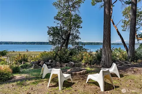 108 Herron Ln NW, Lakebay, WA 98349