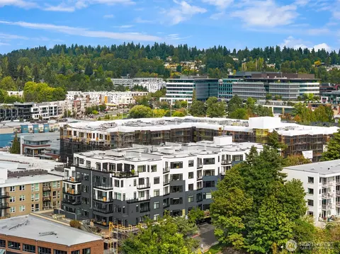 109 2nd St S #422, Kirkland, WA 98033