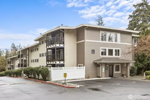 12631 NE 9th Pl #C205, Bellevue, WA 98005