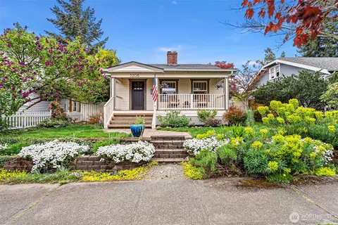 3208 N 9th St, Tacoma, WA 98406