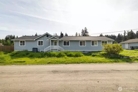 2595 Griffiths Ln SE, Port Orchard, WA 98366