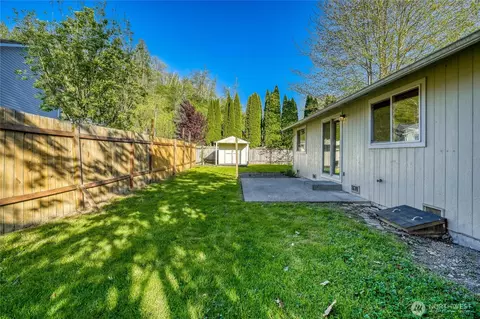 Exterior - 401 Hemlock Ct, Sultan, WA 98294 photo 3 of 5