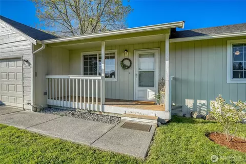 Exterior - 401 Hemlock Ct, Sultan, WA 98294 photo 5 of 5