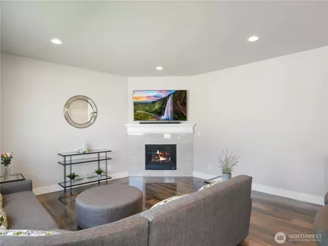Living - 111 Cherry Ln SW, Orting, WA 98360 photo 3 of 4
