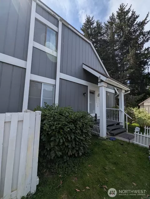 12308 NE 147th Ct, Kirkland, WA 98034