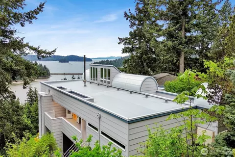 213 Sea Pines Ln, Bellingham, WA 98229