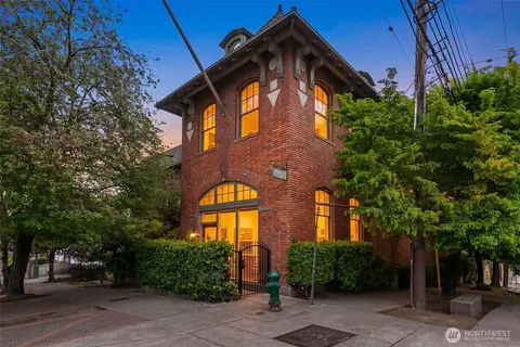 1406 Harvard Ave #10, Seattle, WA 98122