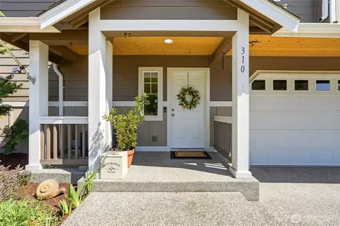 310 Jeff St, Mount Vernon, WA 98274