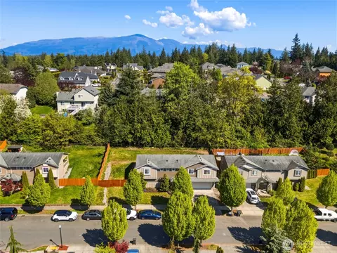 310 Jeff St, Mount Vernon, WA 98274