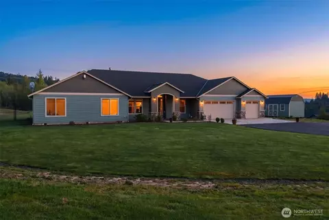 192 Cross Creek Rd, Kelso, WA 98626