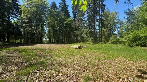 12820 SW Bank Rd, Vashon, WA 98070