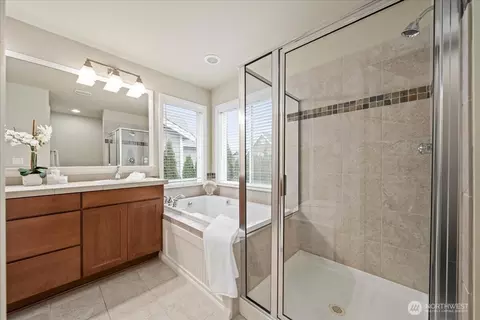 Bath - 18213 36th Ave SE, Bothell, WA 98012 photo 5 of 6