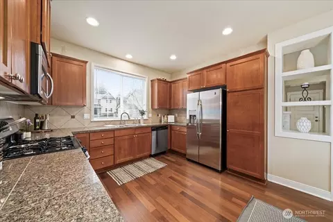 Kitchen - 18213 36th Ave SE, Bothell, WA 98012 photo 5 of 5