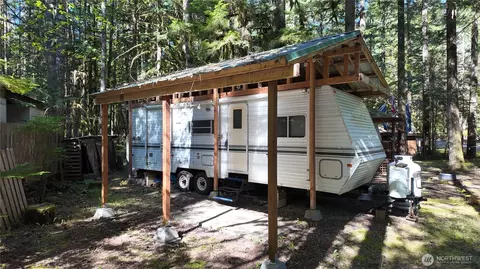 291 Schinn Canyon Dr, Deming, WA 98244