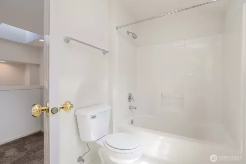 Bath - 16335 18th Ave SE, Mill Creek, WA 98012 photo 5 of 5