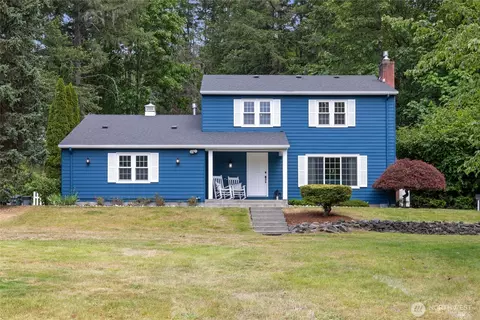 10323 Crescent Valley Dr NW, Gig Harbor, WA 98332