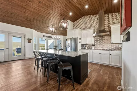 518 Stonecipher Rd, Waitsburg, WA 99361