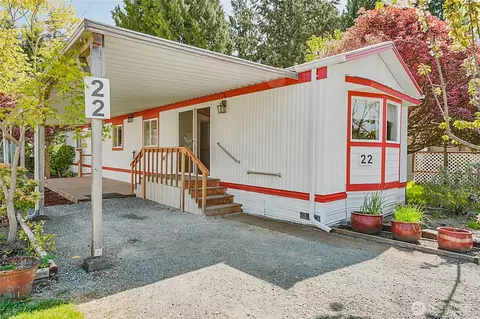 9403 Pierce Ln #22, Sedro Woolley, WA 98284