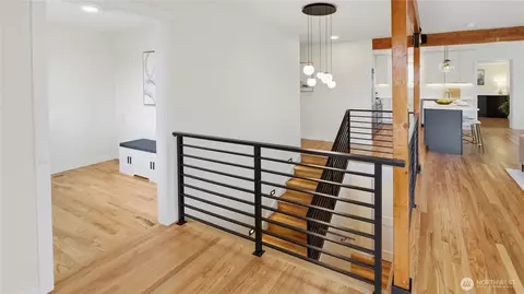 Entry Way - 812 Main St, Edmonds, WA 98020 photo 1 of 1