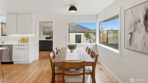 Dining - 812 Main St, Edmonds, WA 98020 photo 2 of 2